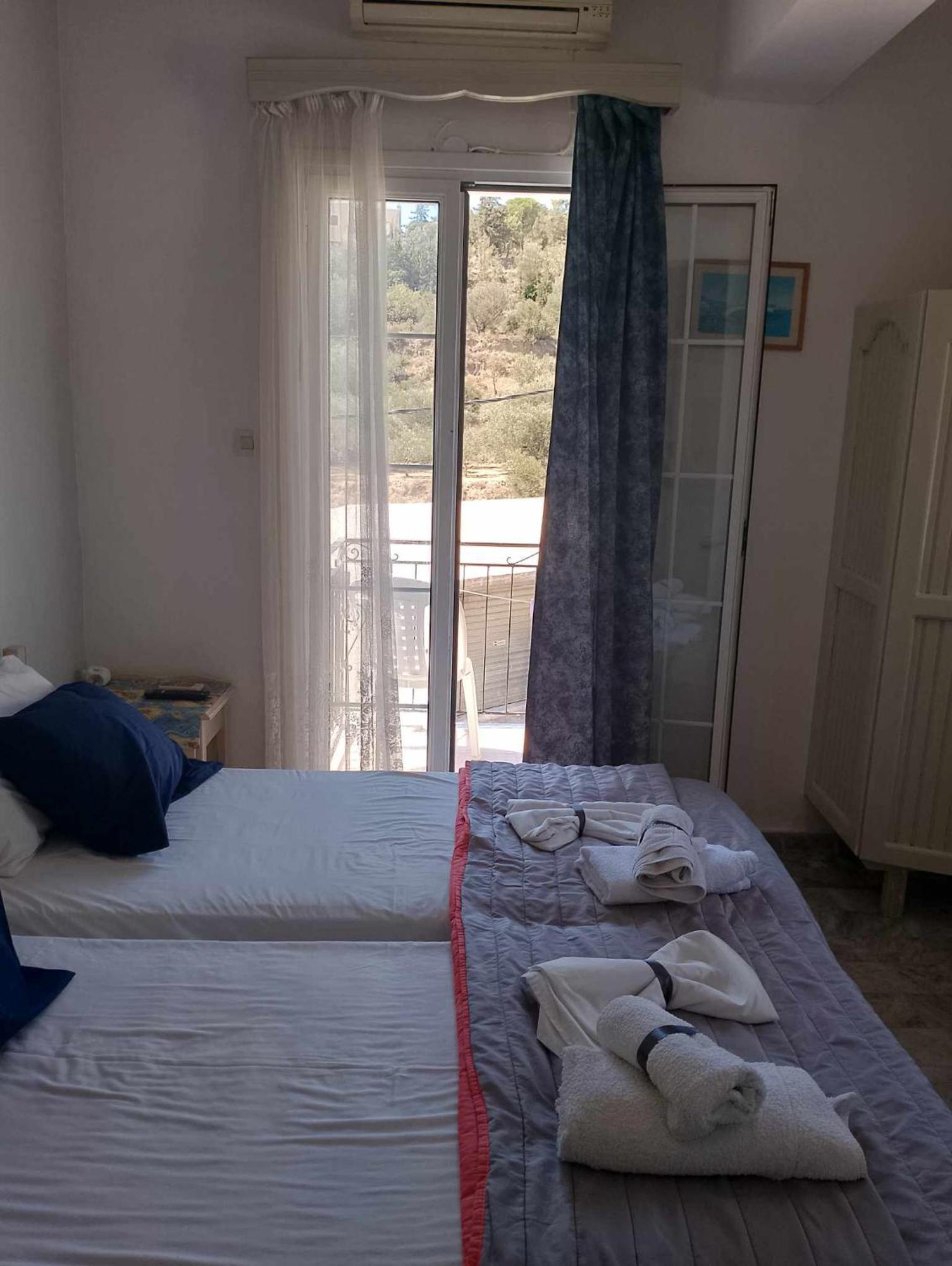 Cleios Rooms And Studios, Kalymnos 85200 Panormos  Екстер'єр фото