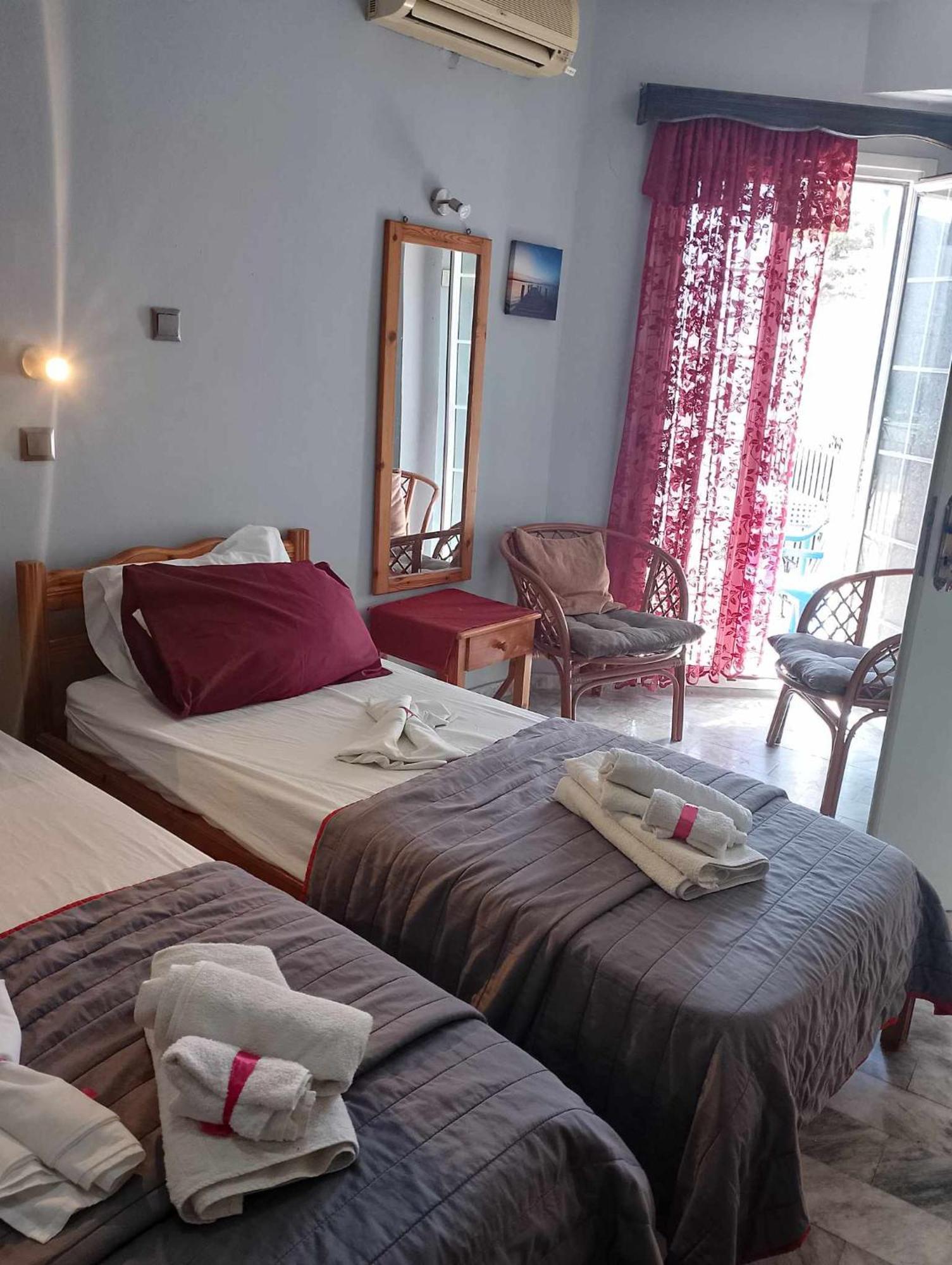 Cleios Rooms And Studios, Kalymnos 85200 Panormos  Екстер'єр фото